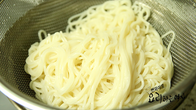そうめんをゆでる — 手順の写真 2
