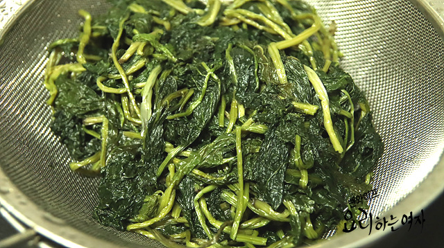 Boil the dried gondre — step photo 3
