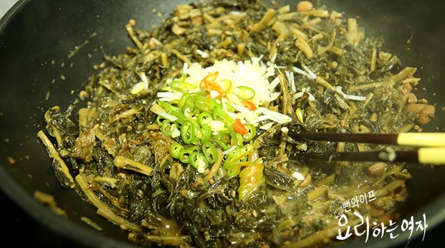 Stir-fry and simmer — step photo 3
