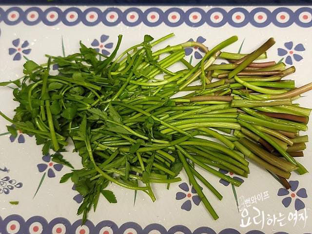 Cut the vegetables — step photo 1