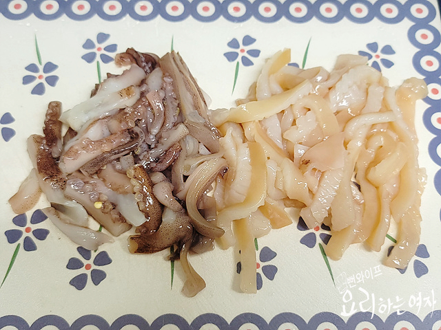 Clean and prep the squid — step photo