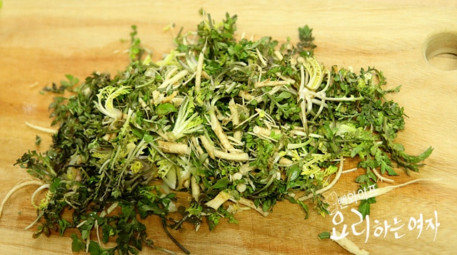 Chop the ingredients — step photo 1