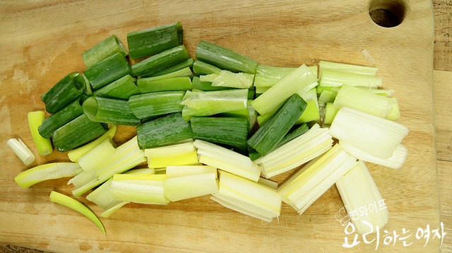 Cut the ingredients — step photo 3