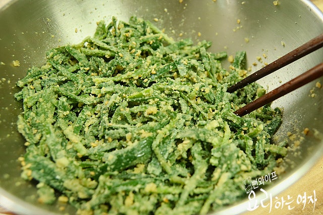 Toss with seasoning — step photo 2