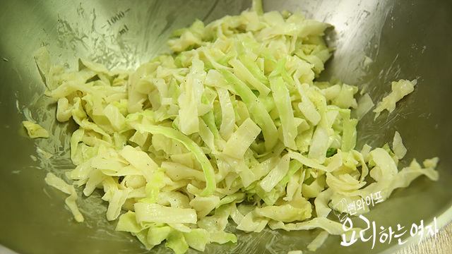 Toss with seasonings — step photo