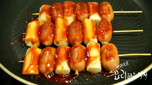 Brush with sauce and grill — step photo