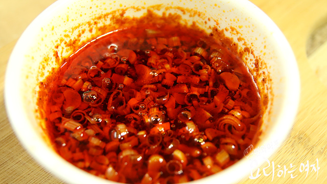 Prepare the ingredients and seasoning — step photo 2