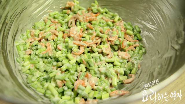 Make the batter — step photo 2