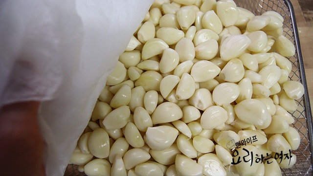 Prep the garlic — step photo 2