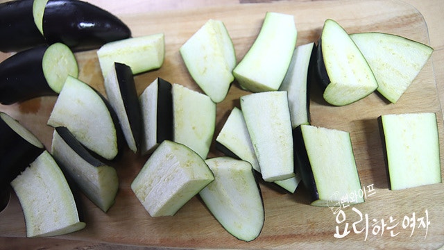 Cut the ingredients — step photo 1