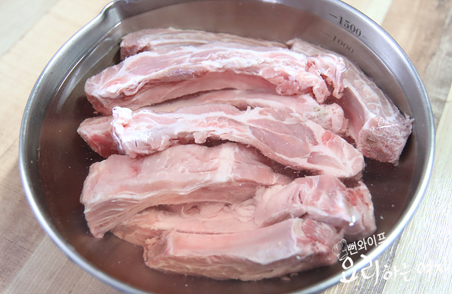 Draw out the blood from the ribs — step photo 2