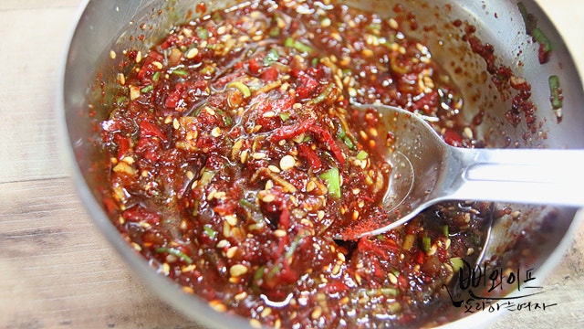 Make the seasoning sauce — step photo 2