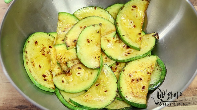 Grill the squash — step photo 1