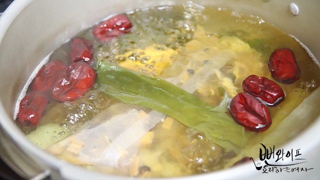 Make the broth — step photo 2