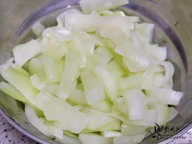 Pickle the cucumber — step photo 2