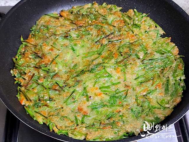 Pan-fry the pancakes — step photo 1