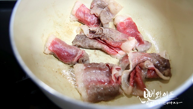 牛ともばら肉とテンジャンを炒める — 手順の写真 1
