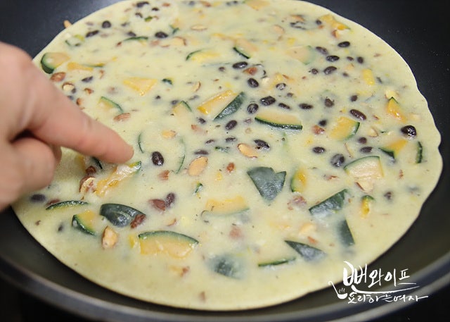Bake in a frying pan — step photo 2