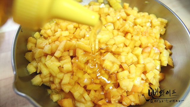 Macerate in honey — step photo 1