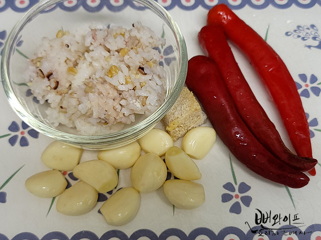 Make the kimchi broth — step photo