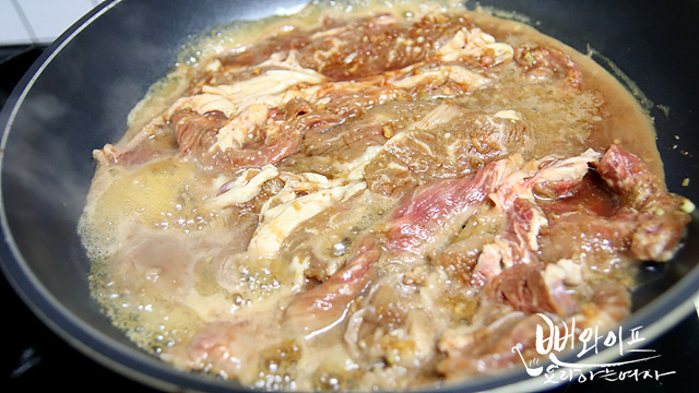 肉を焼く — 手順の写真