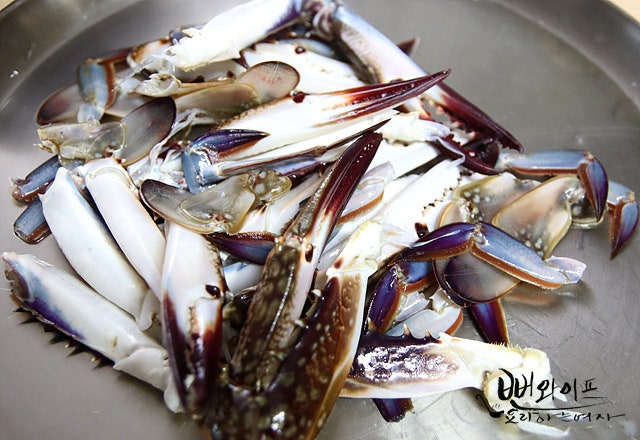 How to clean the crabs — step photo 1