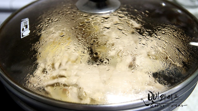 How to steam the crabs — step photo 2