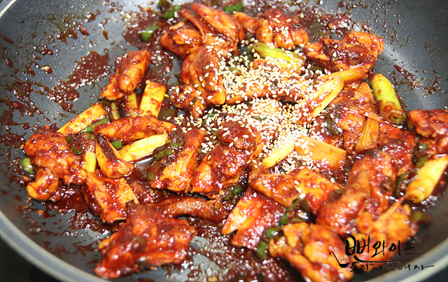 Add seasoning and braise down — step photo
