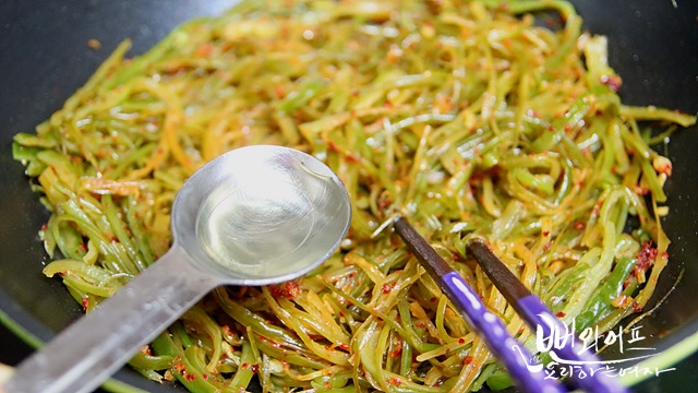 Stir-fry — step photo 1