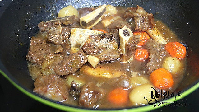 Braise the ribs — step photo 2
