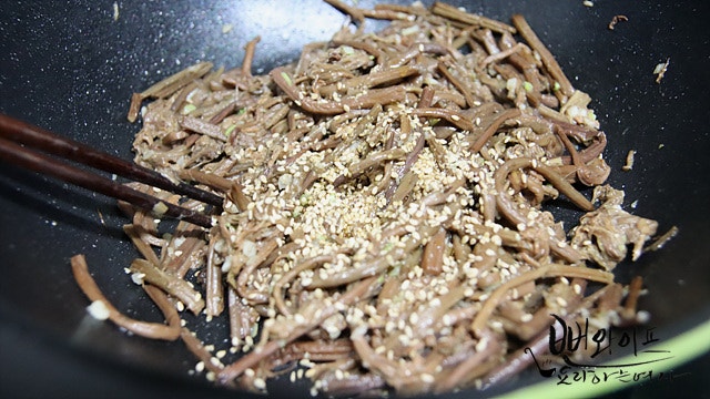 Stir-frying — step photo 2