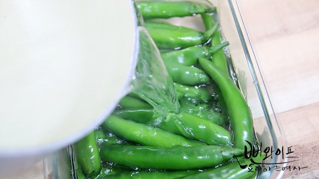Pour the brine — step photo 1