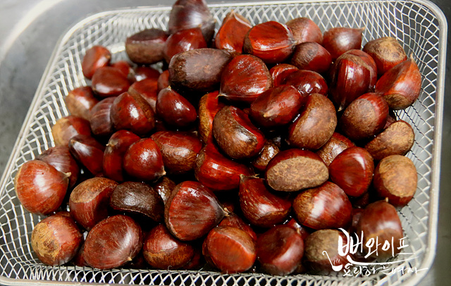 Sort and age the chestnuts — step photo 1
