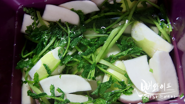 Pour the broth and ferment — step photo 2