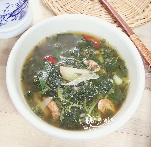 Savory Auk Guk (Mallow Soup with Soybean Paste) with Dried Shrimp — finished dish