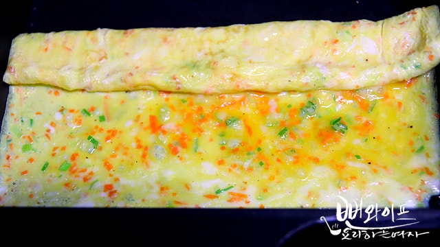 Cook the omelette — step photo 2