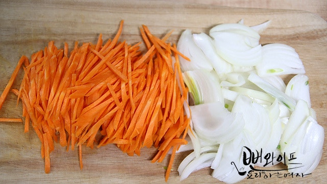 Cut the ingredients — step photo 1