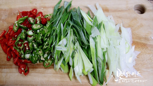 Slice the ingredients — step photo