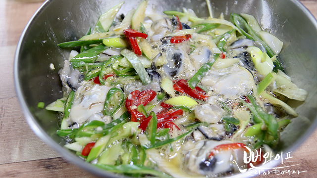 Mix the batter — step photo 2