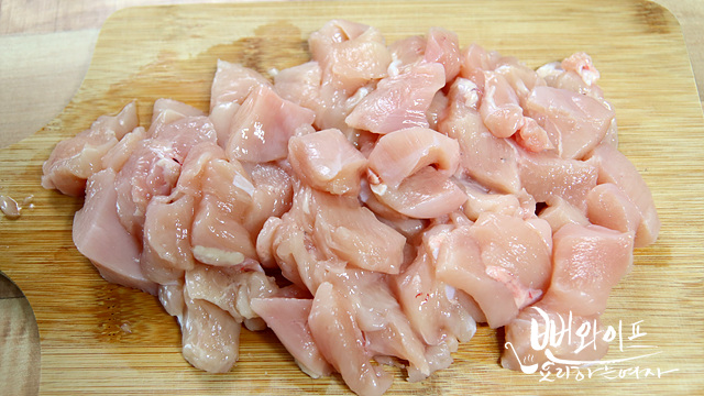 鶏むね肉の下ごしらえ — 手順の写真