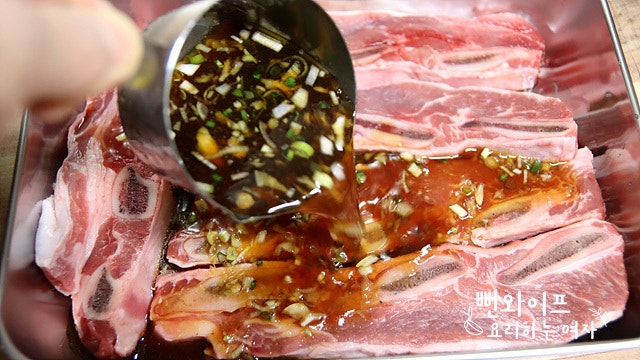 How to marinate LA galbi — step photo 1
