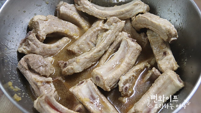 Marinate in seasoning — step photo 2
