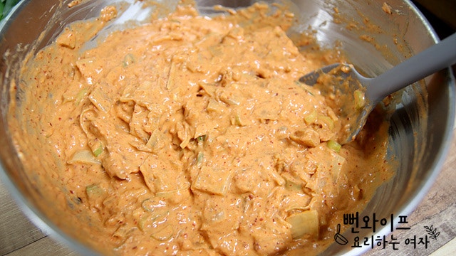 Mix the batter — step photo 2