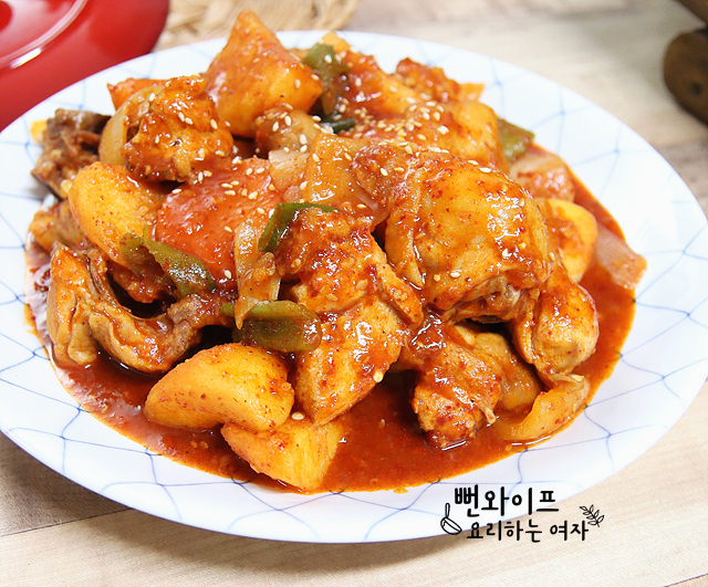 Spicy Dak Bokkeum Tang (Spicy Braised Chicken) with Oyster Sauce — finished dish