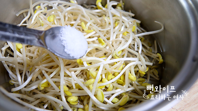 How to boil soybean sprouts — step photo 2