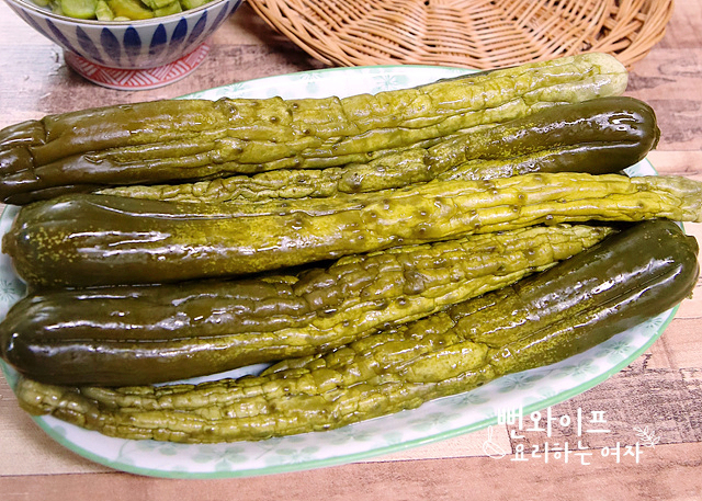 Traditional Oiji (Korean Pickled Cucumbers) — finished dish