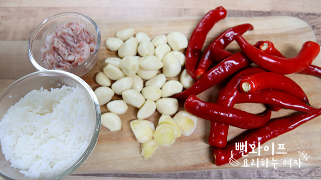 Make the kimchi broth — step photo