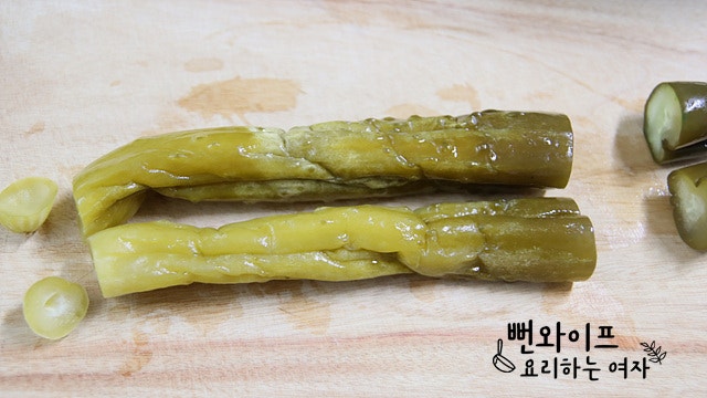 Slice the ingredients — step photo 1