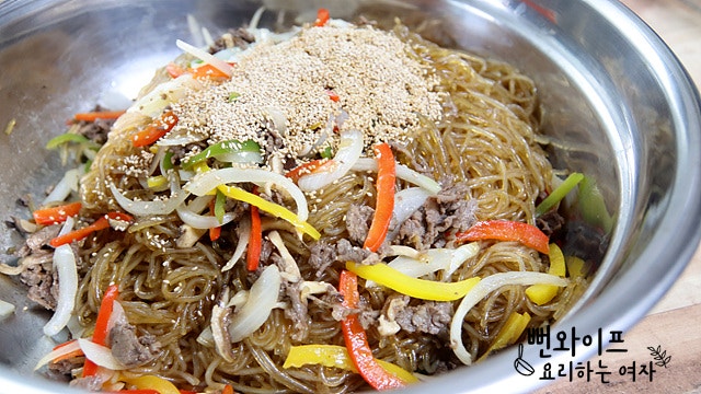Season the japchae — step photo 1