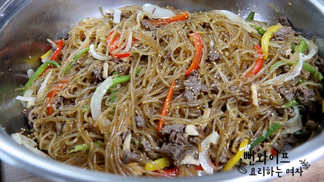 Season the japchae — step photo 2